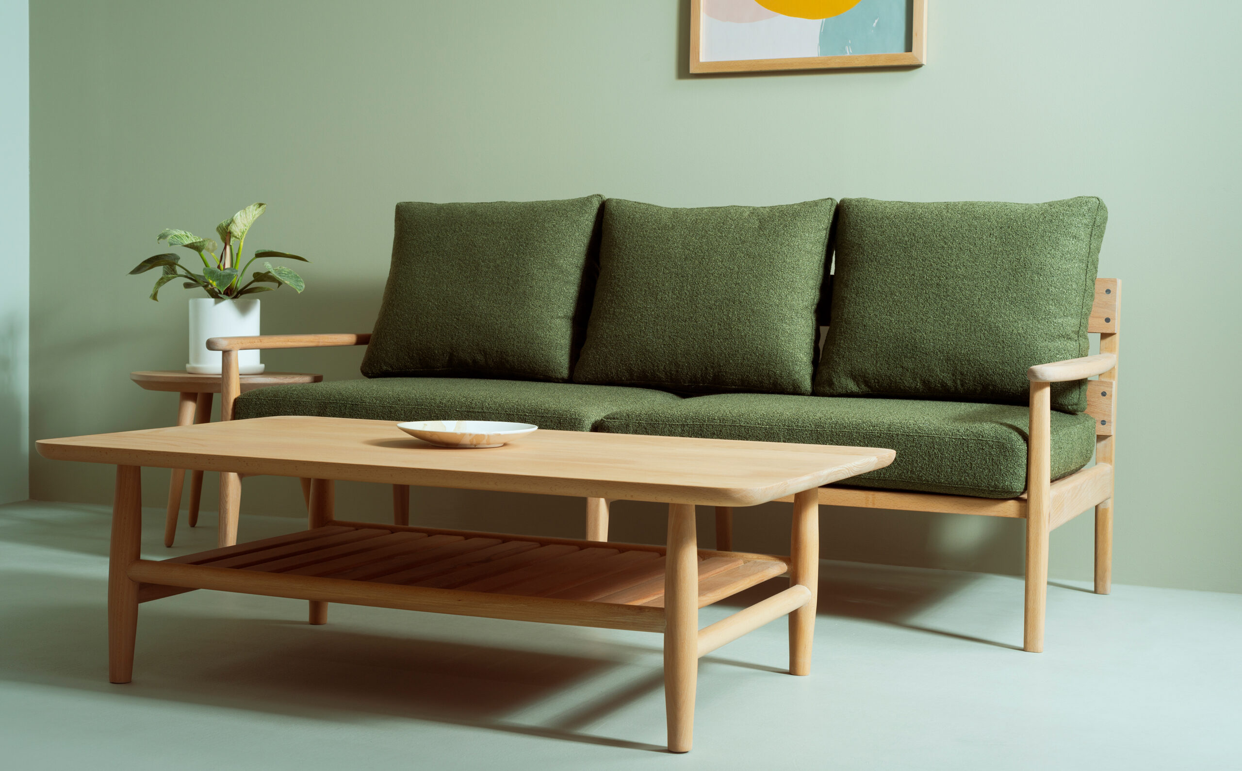 مبلمان پیرو